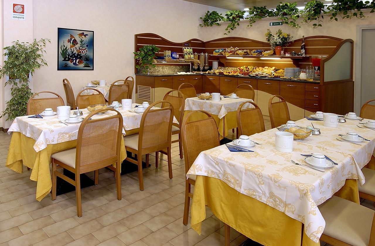 Aparthotel Pineda Bibione Exterior photo